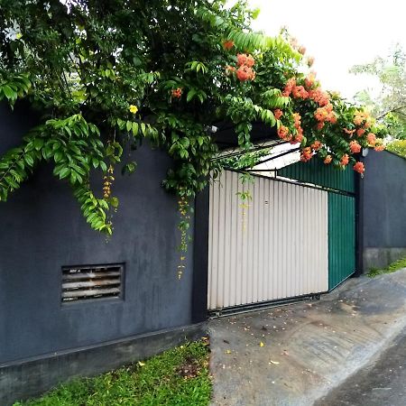 Hotel Sunny Side 89 Galle Exterior foto